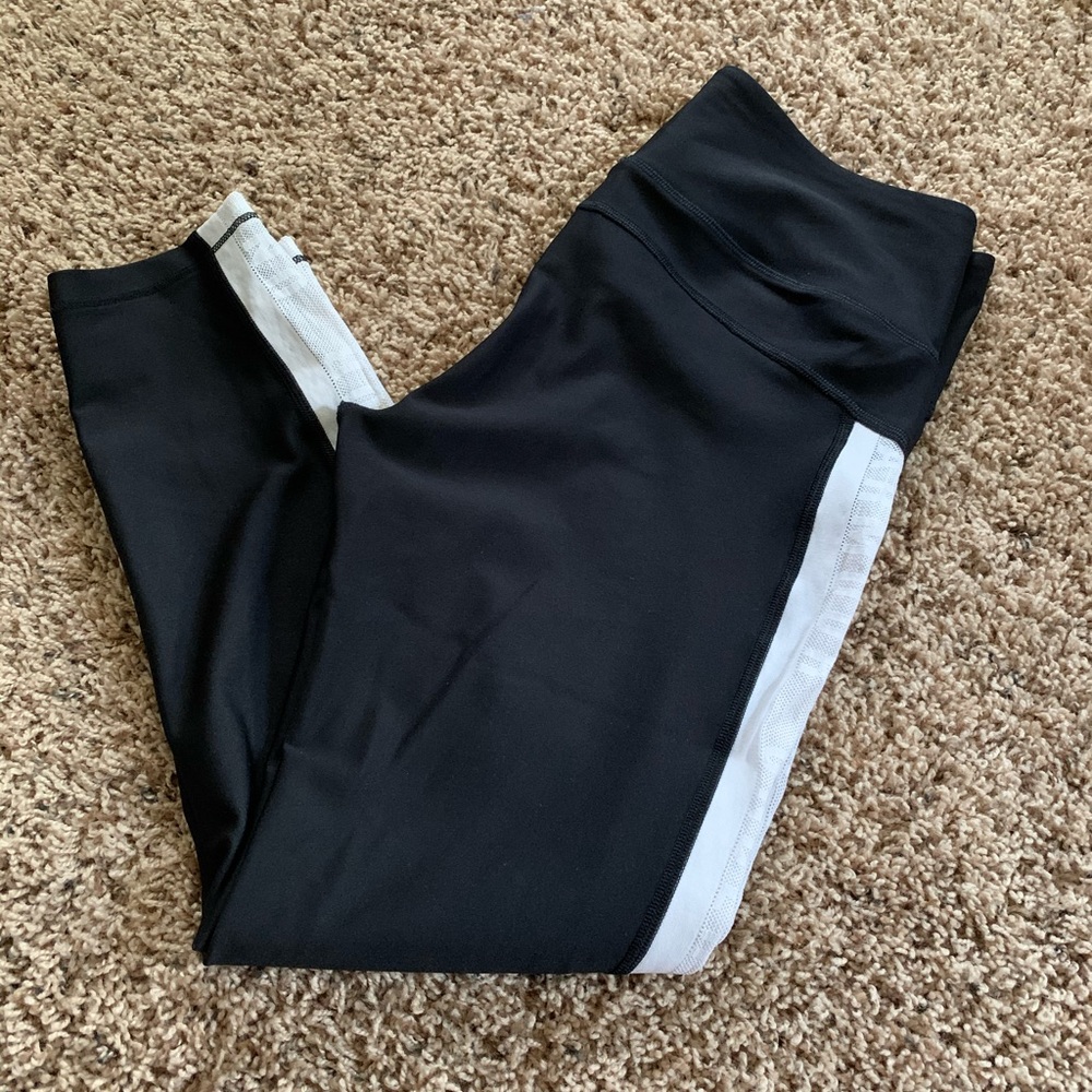Under Armour capris